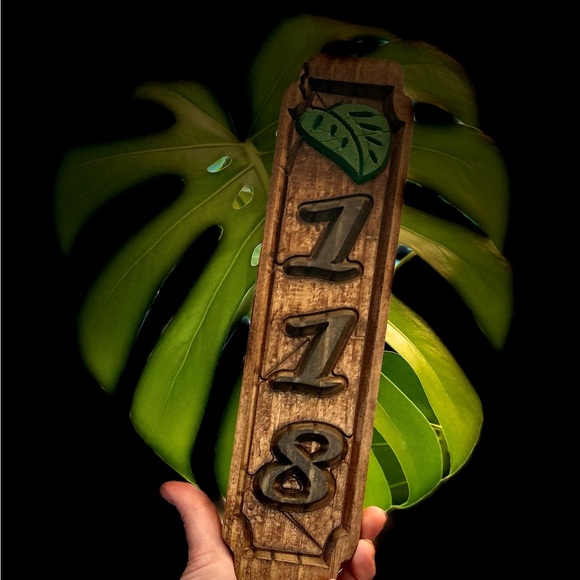 Custom handcrafted Mailbox Signs - Picture 6 of 7